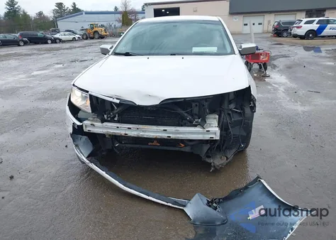 2011 Lincoln Mkz Hybrid from USA, damaged, VIN 3LNDL2L37BR772875